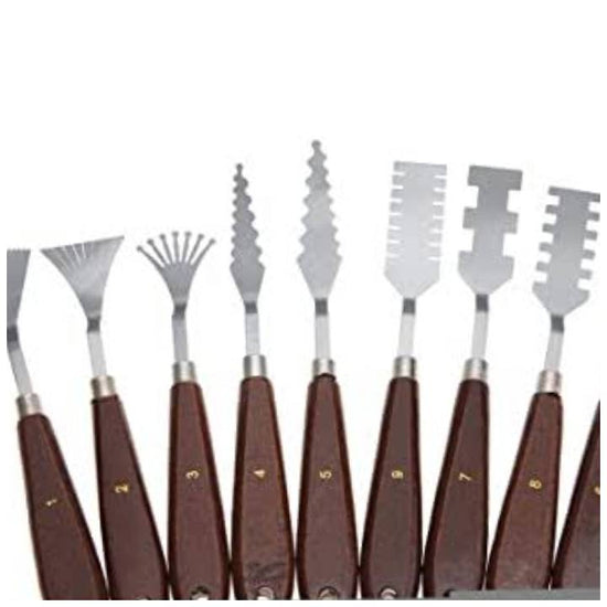Seratted palette knives
